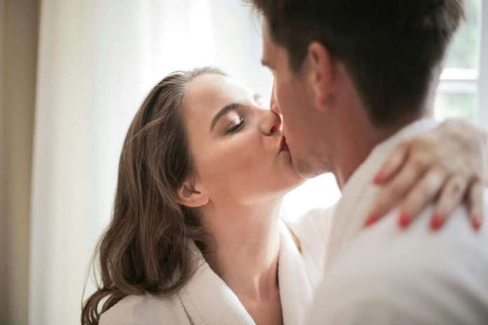 Enjoy a Perfect Girlfriend Experience in Wodonga