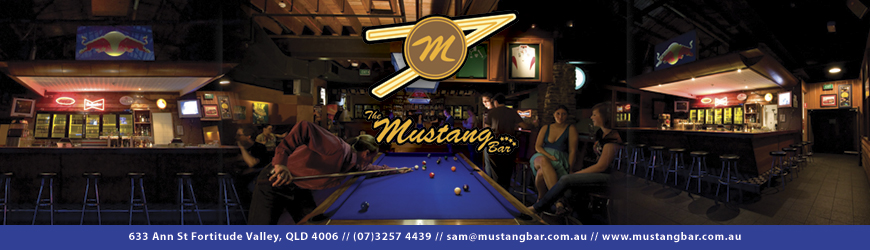 picture of the inside of the mustang bar queensland