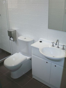bathroom at Sydney Central Hostel
