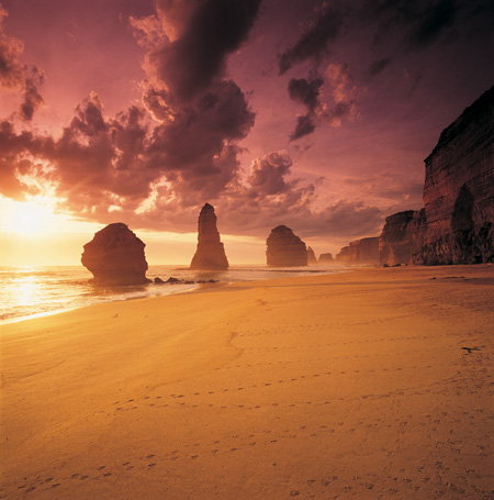 thetwelveapostles the twelve apostles at sunrise on the great ocean road