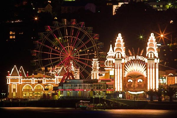 What's on in Sydney New South Wales - Friday Night Lunacy