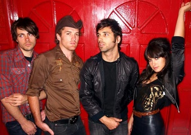Howling Bells Live Review