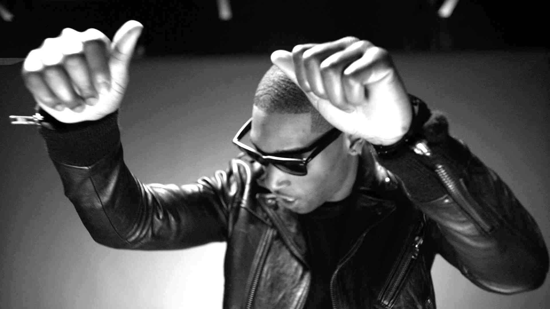 new-music-tinie-tempah-ft-2-chainz-trampoline-lyric-video