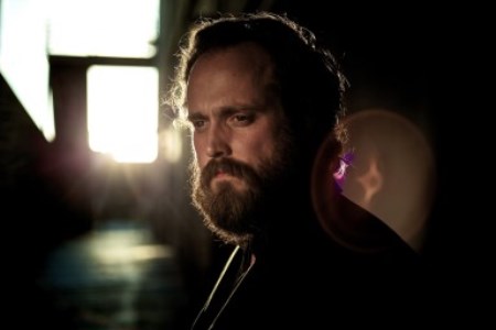 Iron-and-Wine-384x256 Iron And Wine Tour This Week