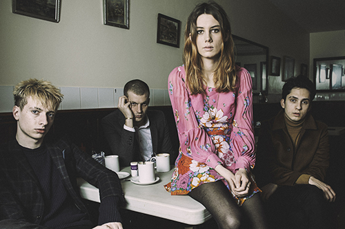 Single Review: Wolf Alice Storms