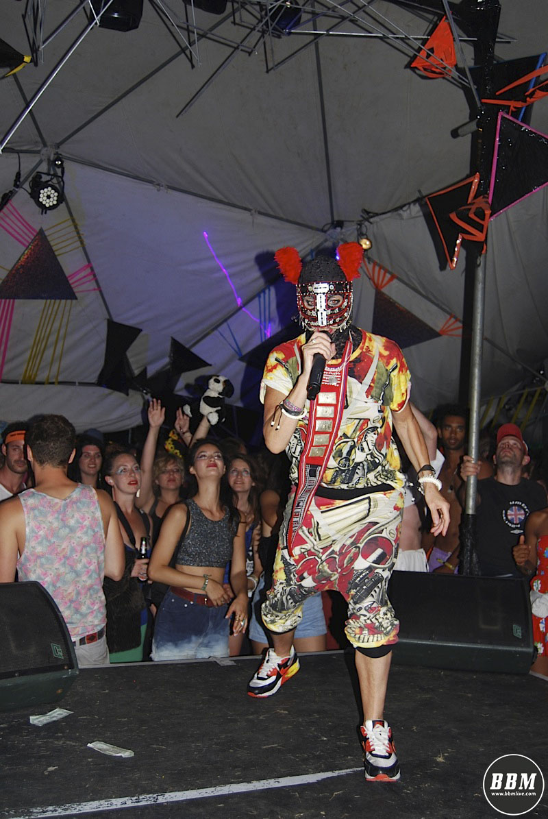 Feral Is Kinky at ET Phone Homo tent Secret Garden Party 2014.