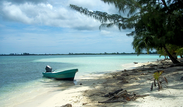 utila caribbean holiday on a budget