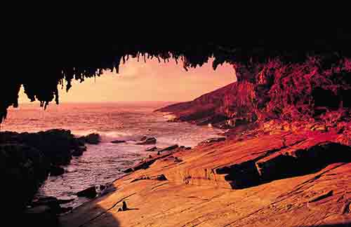 Admirals Arch Kangaroo Island