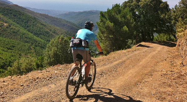 hiking and biking holidays