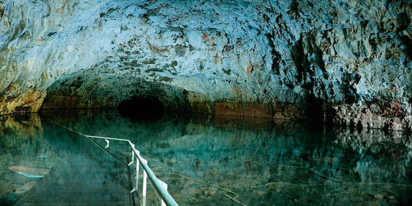 Undara_Lava_Tubes
