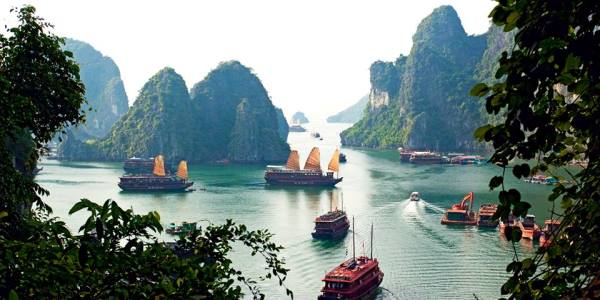Halong Bay exploring vietnam