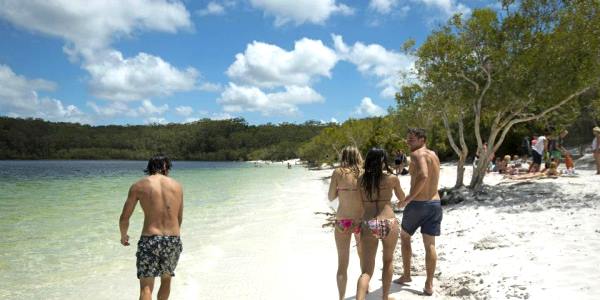 last minute travel deals