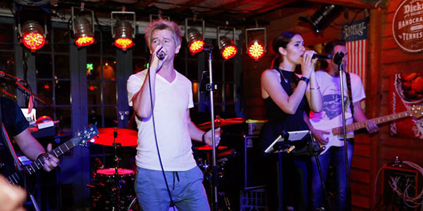 the-mustang-bar-live-music Best backpacker pubs in Northbridge