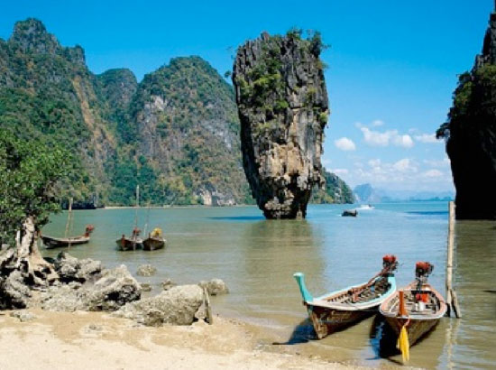 long tail boats in thailand