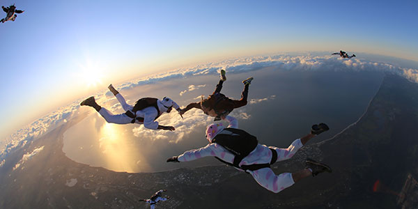 southern-skydivers-wild-onesie-week skydiving wearing onesies