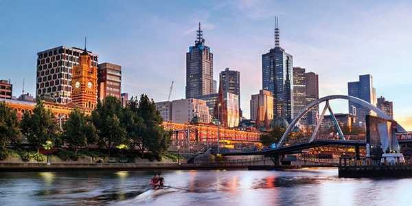 7-Must-Dos-In-Melbourne-city-river-picture-(1) money saving tips for expats in Australia
