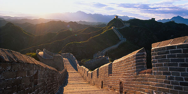 the great wall of china at sunset