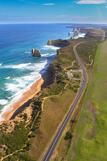 12 apostles on the great ocean road
