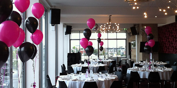 hotel-barkly-function private party with balloons