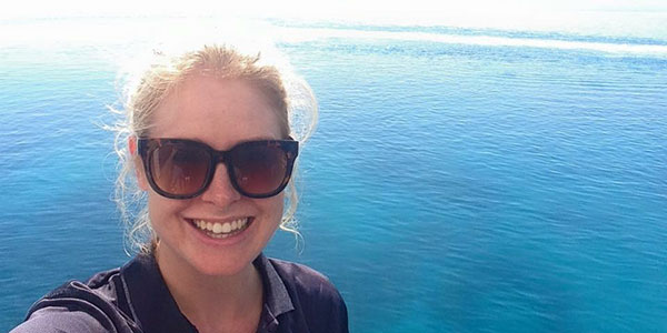 alyce-awesome-whitsundays girl taking a selfie in the ocean