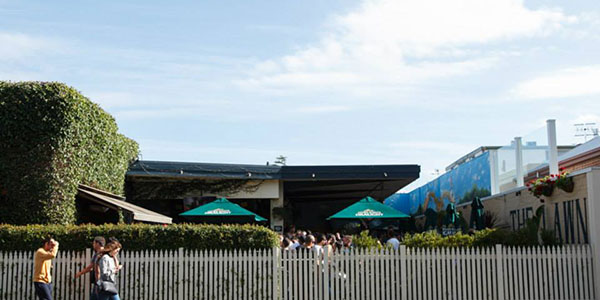college-lawn-hotel-beer-garden beer garden in melbourne