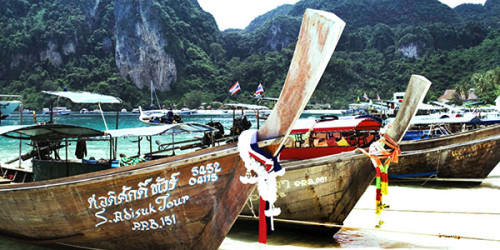 long tail boats thailand