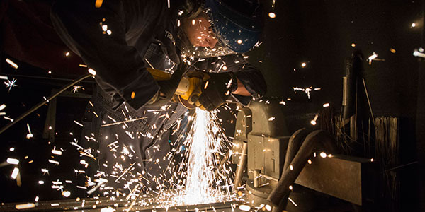 metal-fabricator metal worker