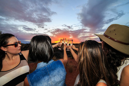 Mulgas-Adventures-Sunset-Champagne the red centre uluru sunset