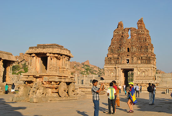 hampi south india palatial grounds
