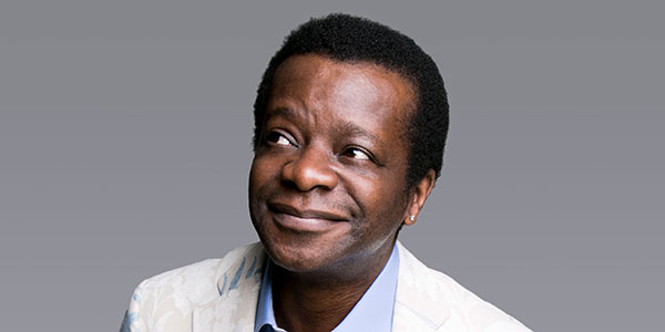 stephen-k-amos stephen k amos