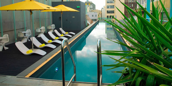 adelphi-pool-bar