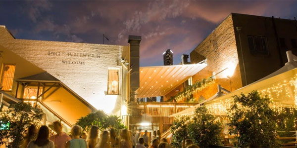 pig n whistle brisbane