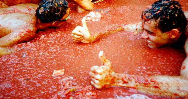 having fun at la tomatina