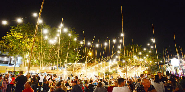 Aboriginal Entertainment in Darwin NT Australia