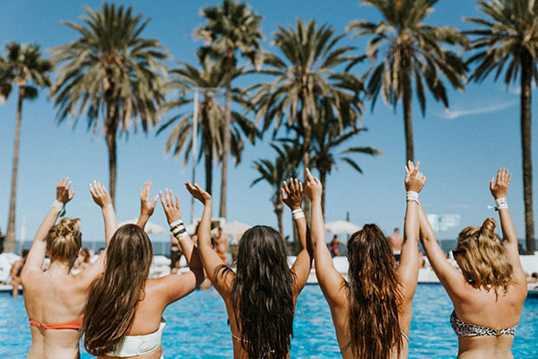 Together Week Ibiza Girls by the pool
