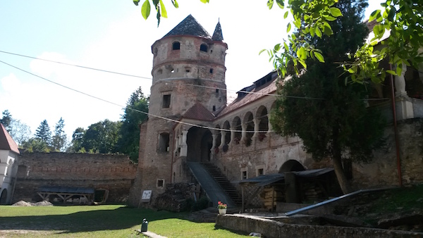 Cris castle-Transylvania Touring Romania and Eastern Europe