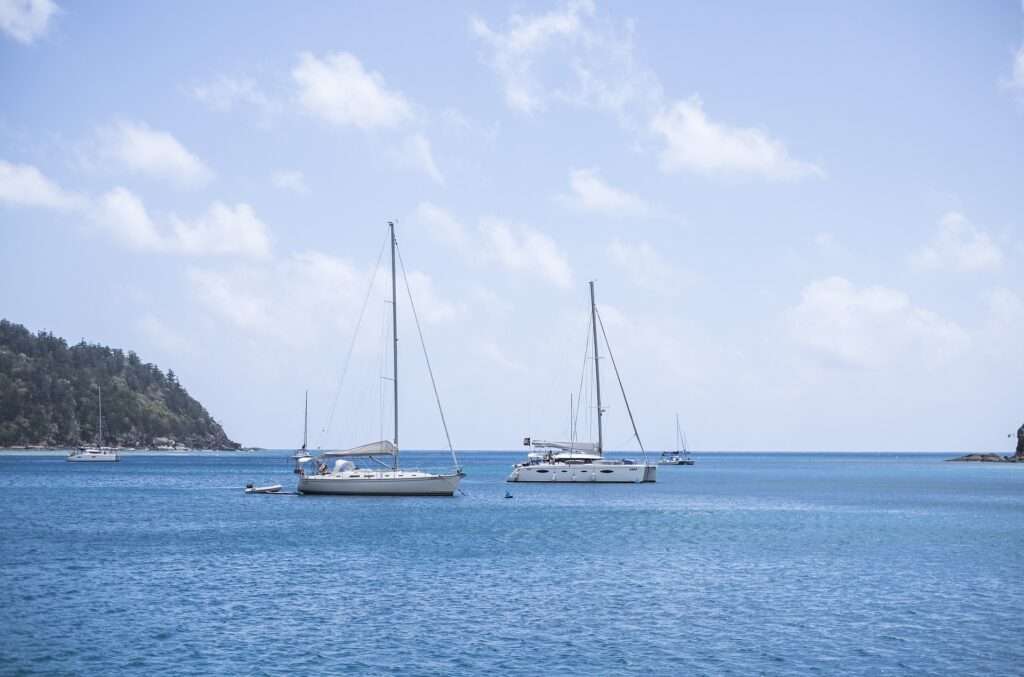 Sail the Whitsundays