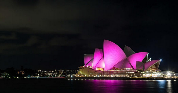 Sydney Lights Up Hot Pink For 40 Yrs Of Mardi Gras