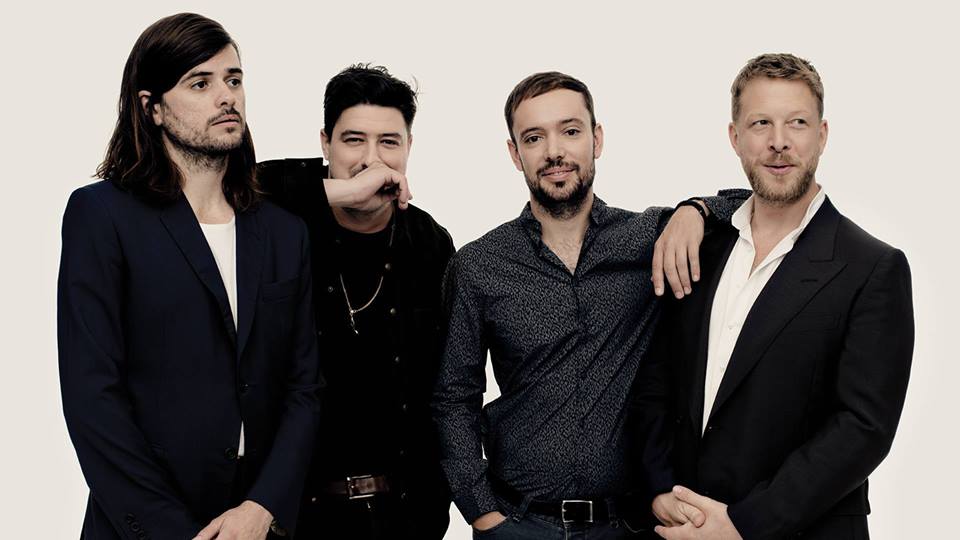 43235981_2030980980294449_7089469749754593280_n Mumford & Sons