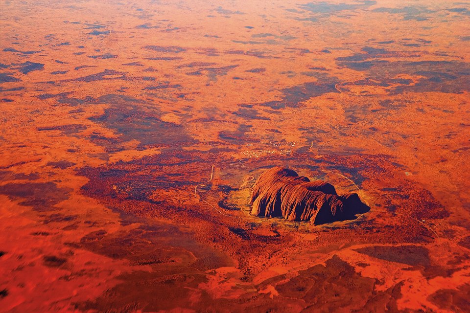 Looking Back At Uluru The Way To Kata Tjuta! Looking Back At Uluru The Way To Kata Tjuta!