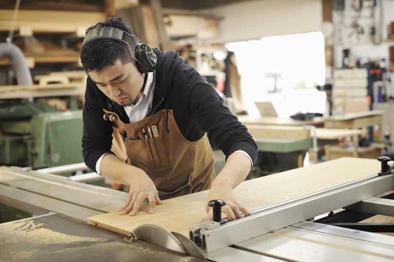 How To Get A Trade Job in Australia If You Are Qualified And Experienced?