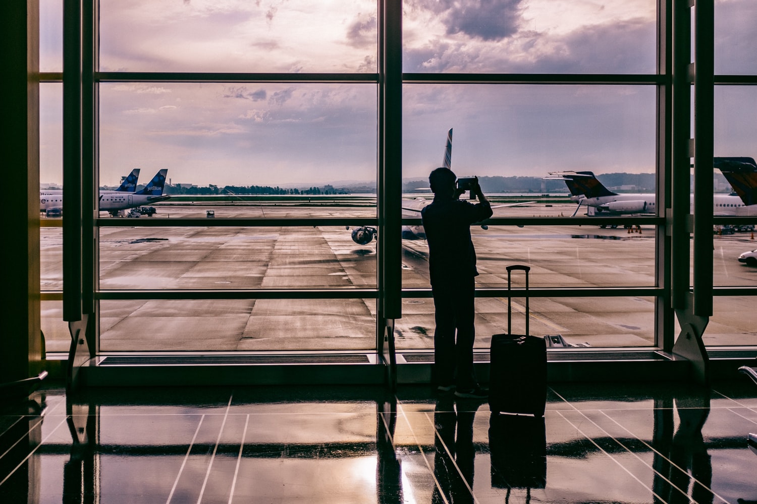 High Court Rules Foreign Offshore Workers Need to have Australian Work Visa High Court Rules Foreign Offshore Workers Need to have Australian Work Visa