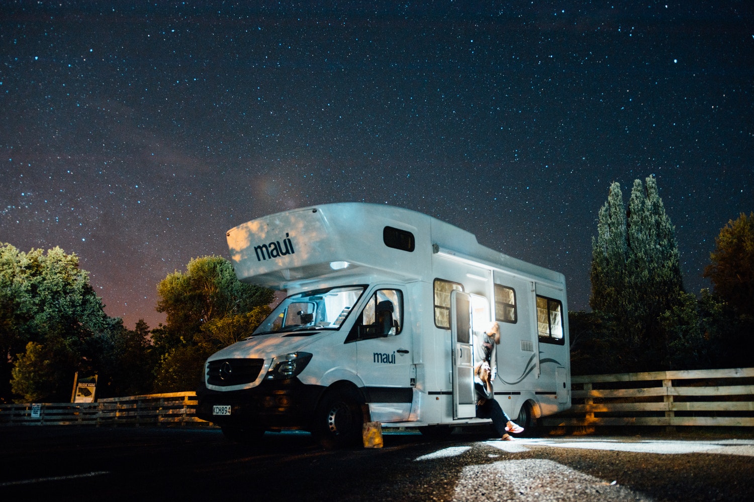 Car and Campervan hire in Rockingham and Mandura Backpacker Camper Van Hire Cairns