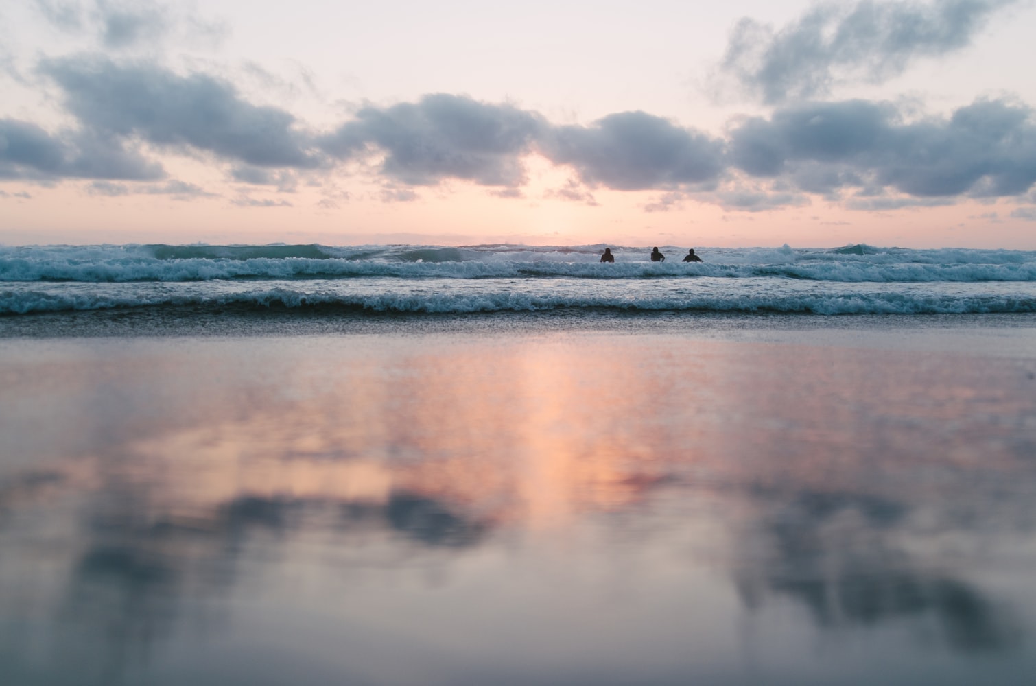 Rainbow Beach: Learn to Surf With Bare Travels Rainbow Beach: Learn to Surf With Bare Travels