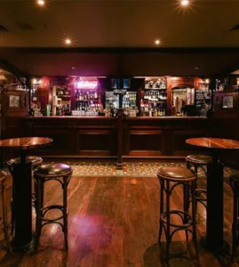 Turf Bar Best Sports bar In Melbourne