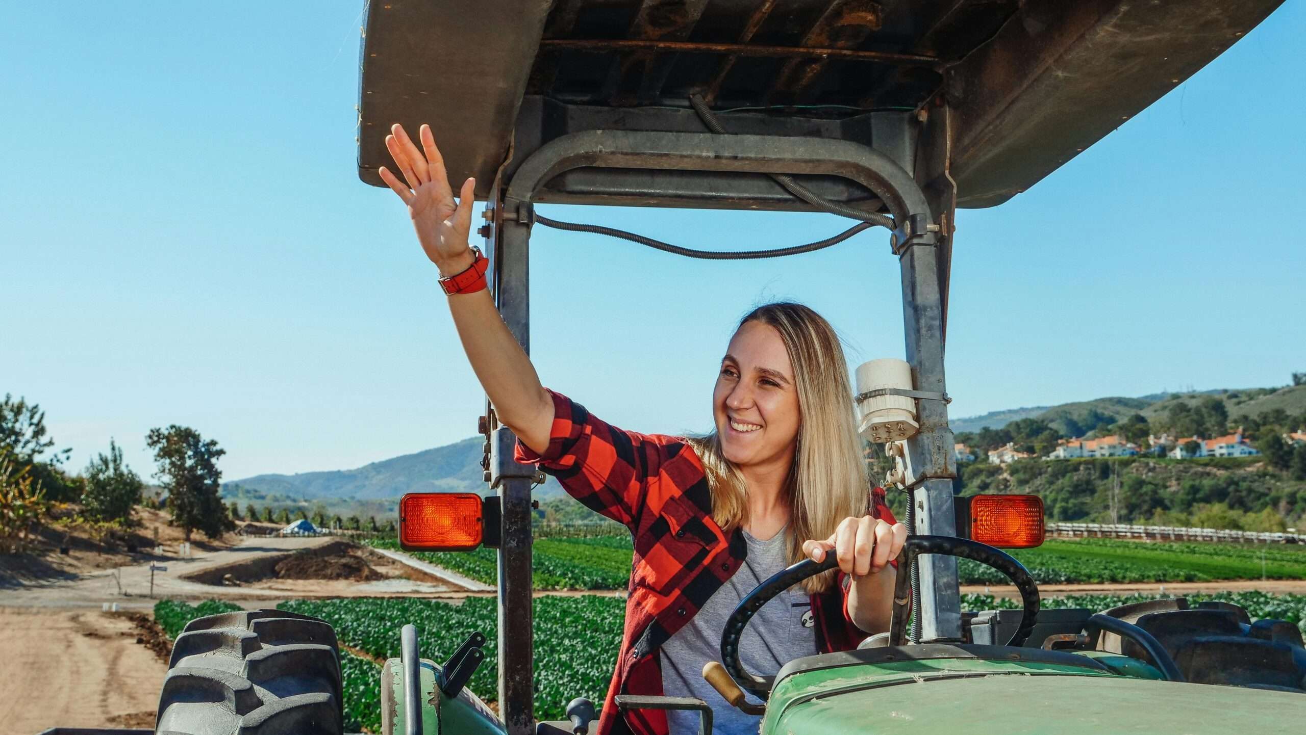 Female Farm Worker farm work in victoria with accommodation
