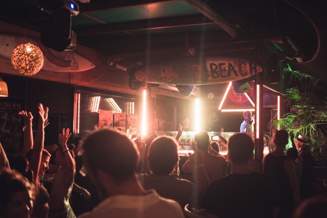OkTzKF1g Cariocas Club Reopens for the Summer
