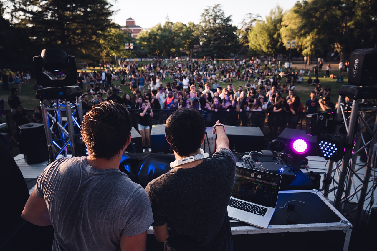 Make Your Next Party The Event People Will Be Talking