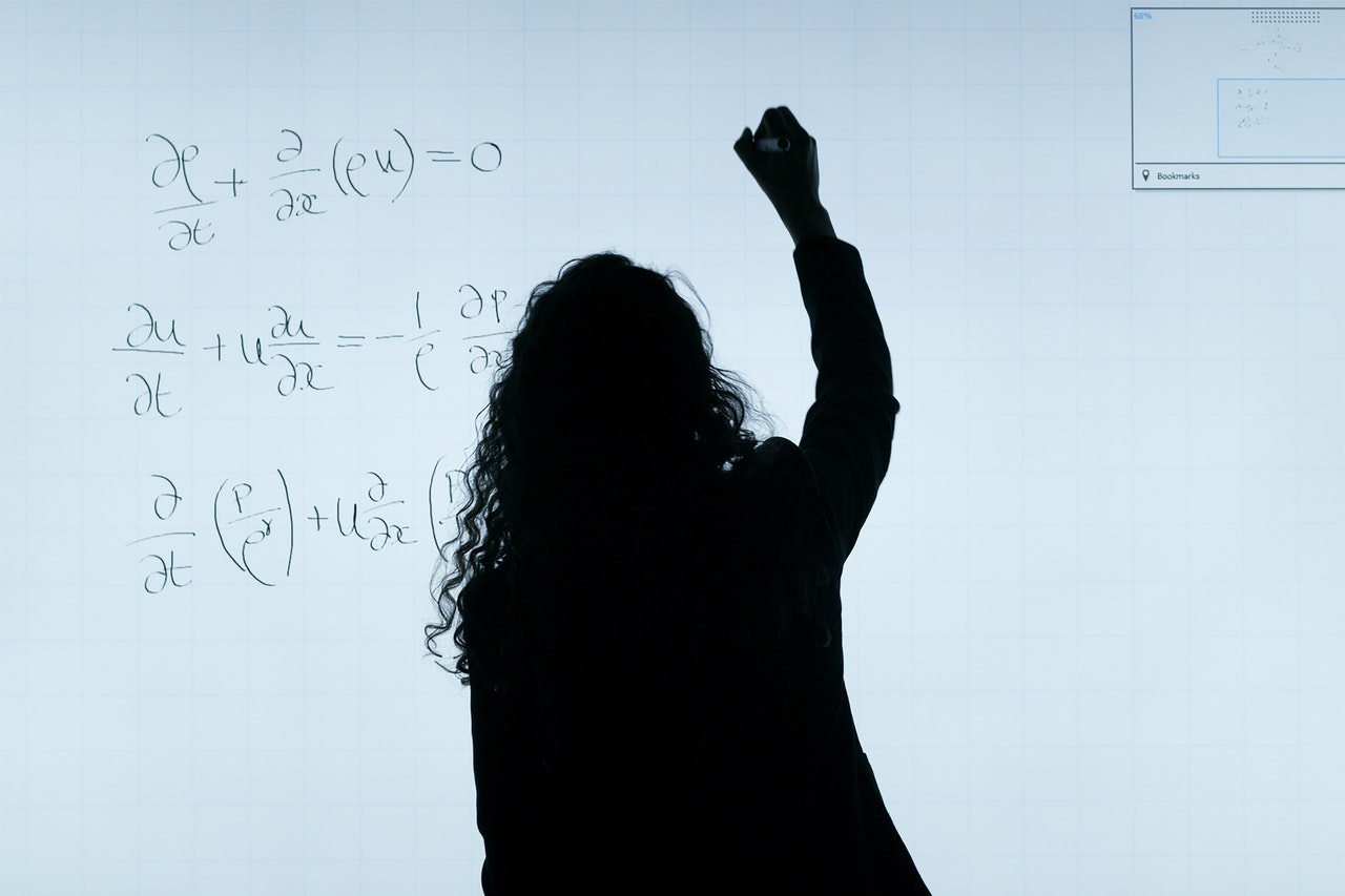 How to Improve Your Grades to Get into the College You Want
