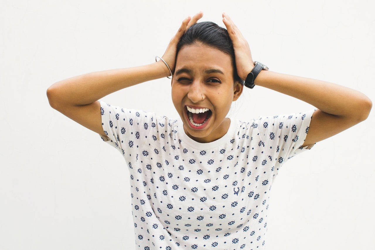 Master the Act of Beating Anxiety With These 7 Tips